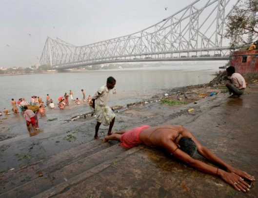 Contaminación de río Ganges.